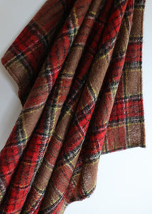 Ichi Antiquities - Tartan Wool Shaggy Stole in Mocha x Red