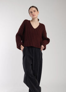 Micaela Greg - Cropped Ribbed Pullover in Plum